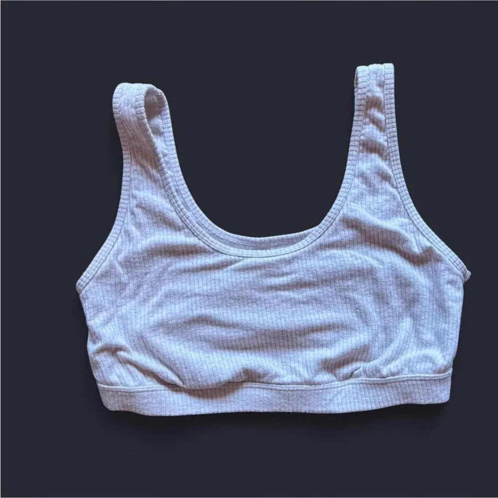 ✨ Auden grey ribbed sports bra✨ - Picture 1 of 3